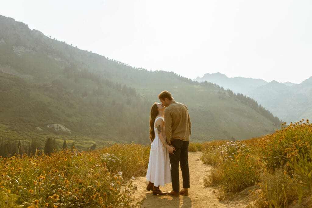 Romantic Utah engagement photo spot in Little Cottonwood Canyon